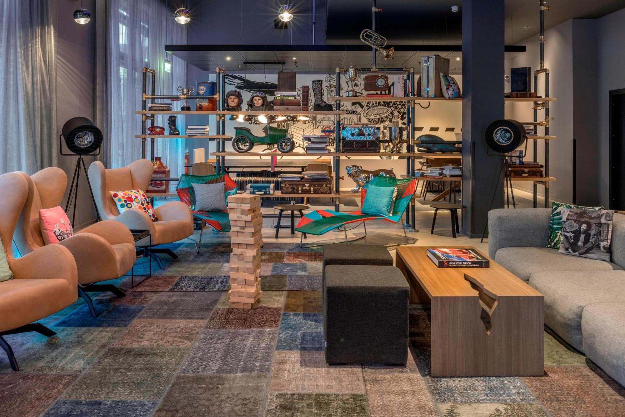 3 Top-Rated 4-Star Hotels in East End, London