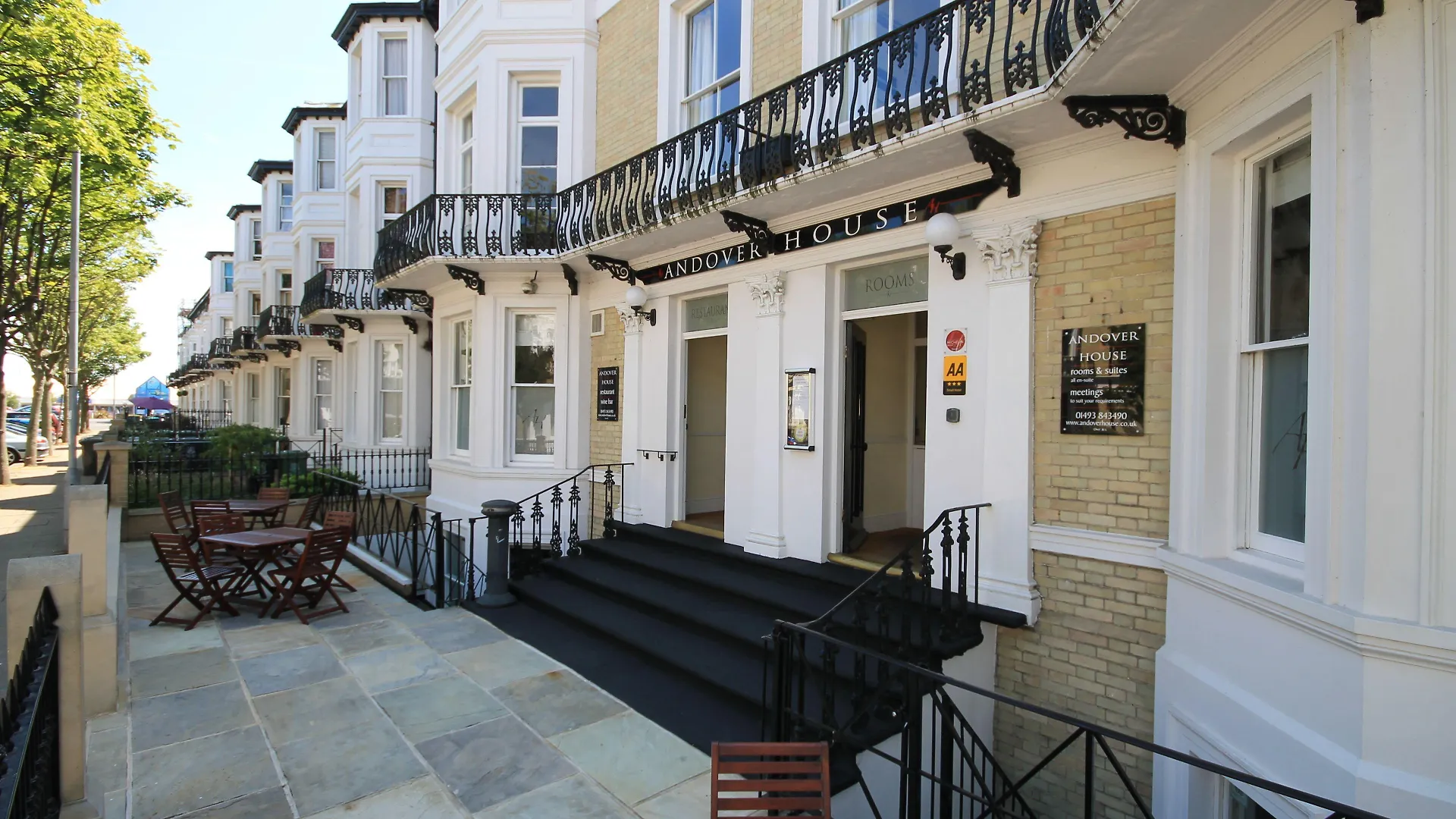7 Smart Central Hotels Near Gorleston-on-Sea Golf Club