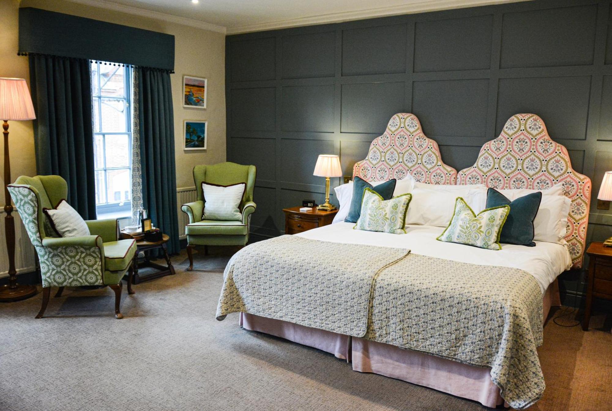 Where to Stay in England: 15 Best Golf Hotels for Every Budget