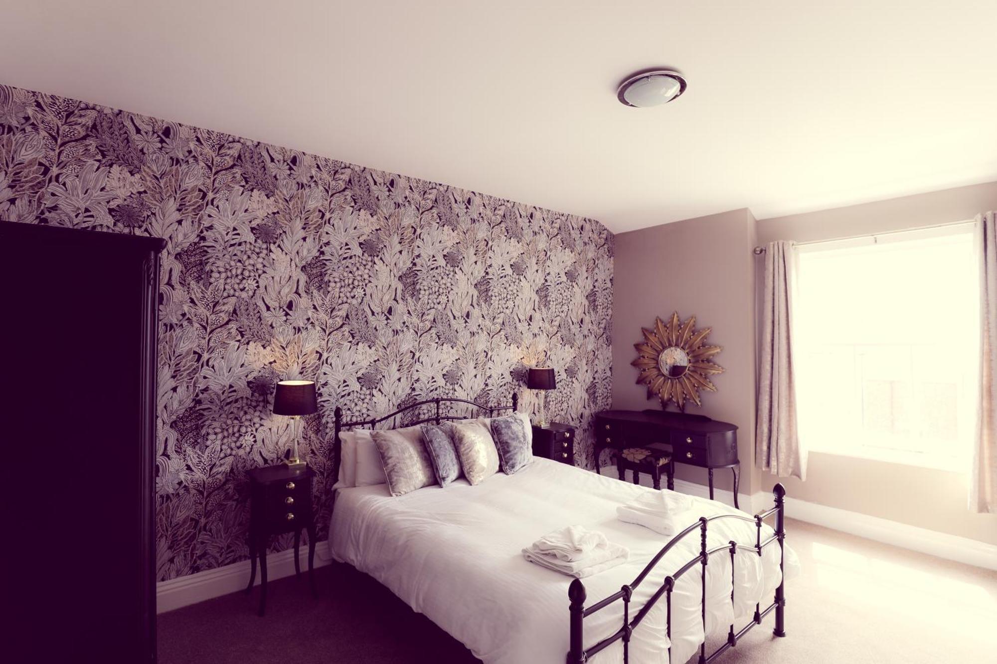 Where to Stay Near Lakeside & Haverthwaite Railway: 6 Best Hotels