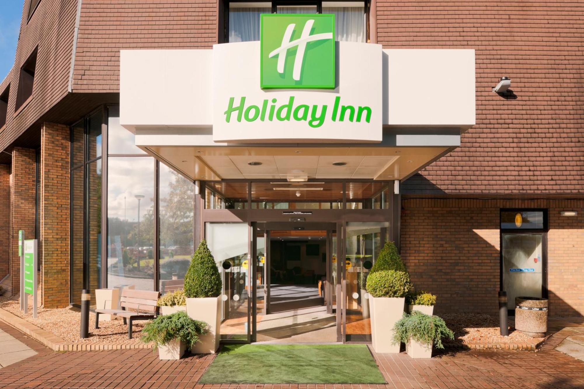 Where to Stay Near Ashton Memorial: 4 Best 4-Star Hotels