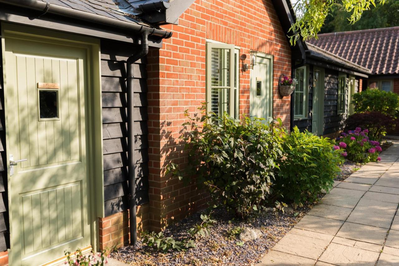 Staying Near Melford Hall: 5 Couple Hotels Compared